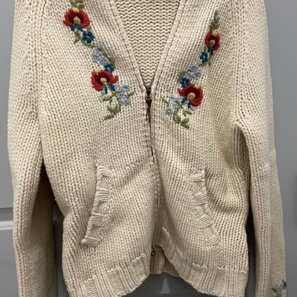 100% Wool Sweater from Anthropologie. - Picture 1 of 3